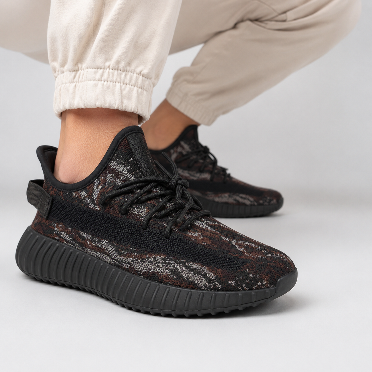 Yeezy Boost 350 V2 MX Rock – Sneakers Unisex