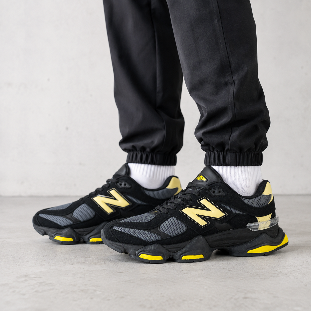 NB 9060 Black Yellow – Sneakers Premium Negru cu Accente Galbene